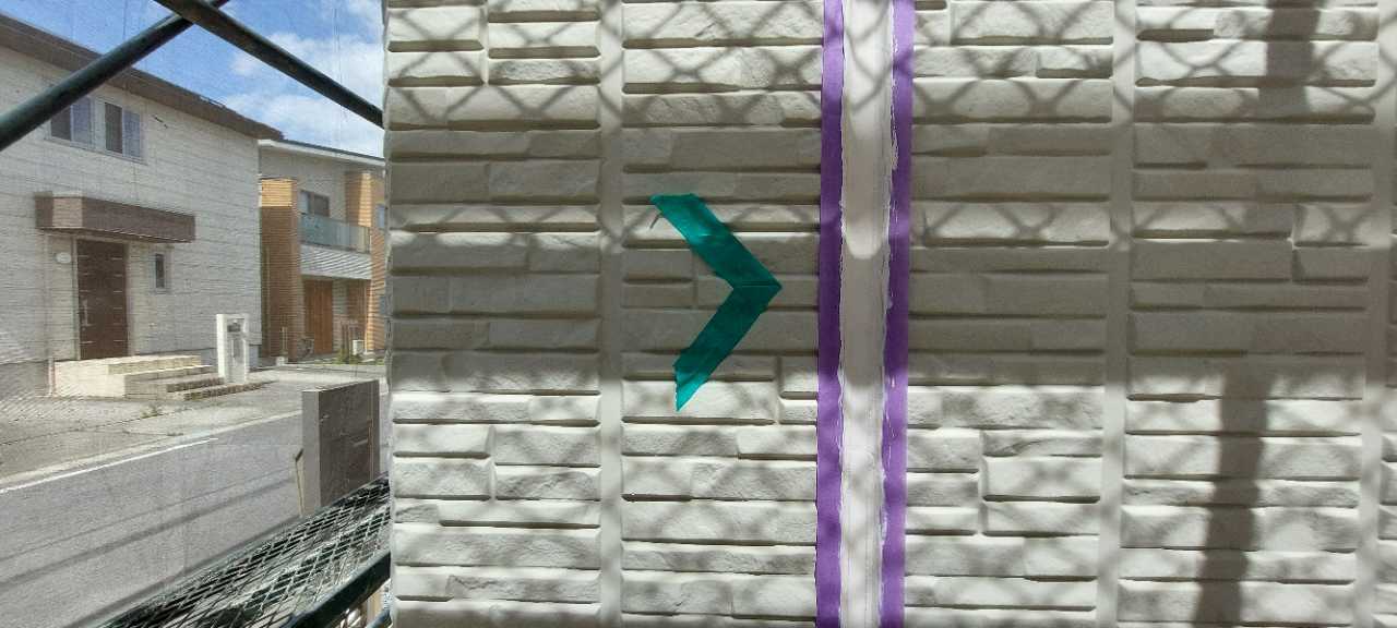 マスキングを剥がします。