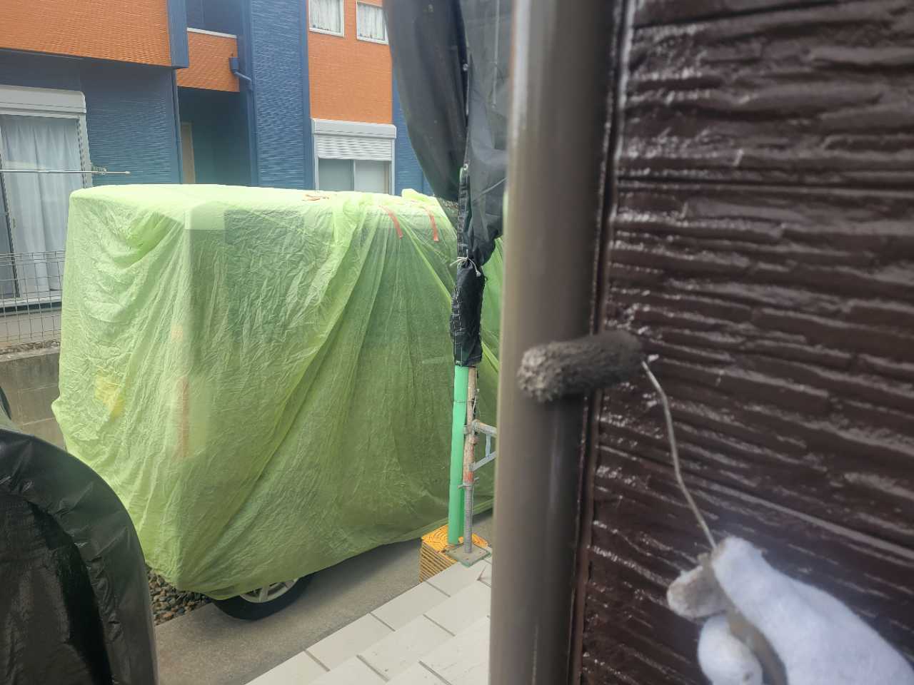 仕上げ塗装2回目です。