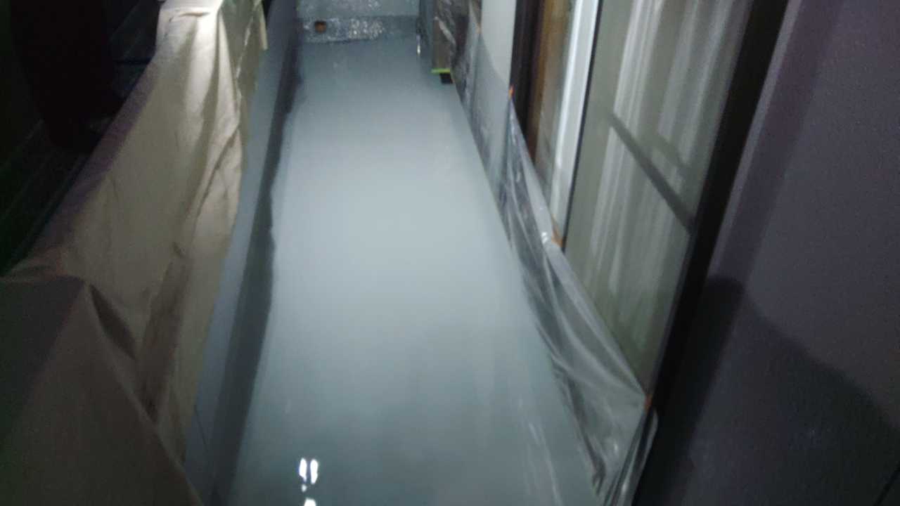 ウレタン防水塗布2回目。
