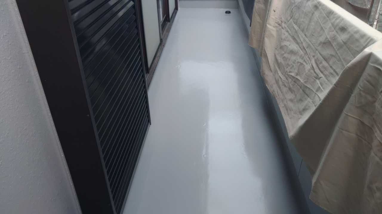 トップコート塗布。