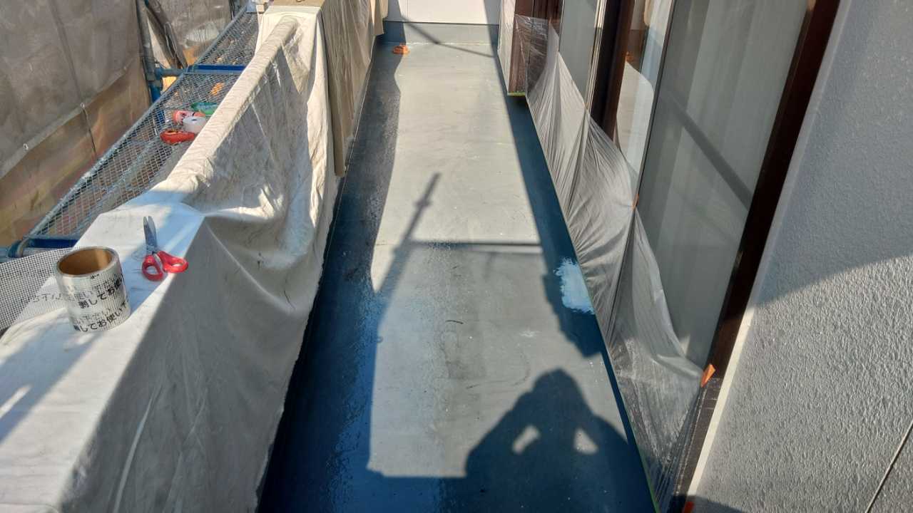 プライマー塗布します。