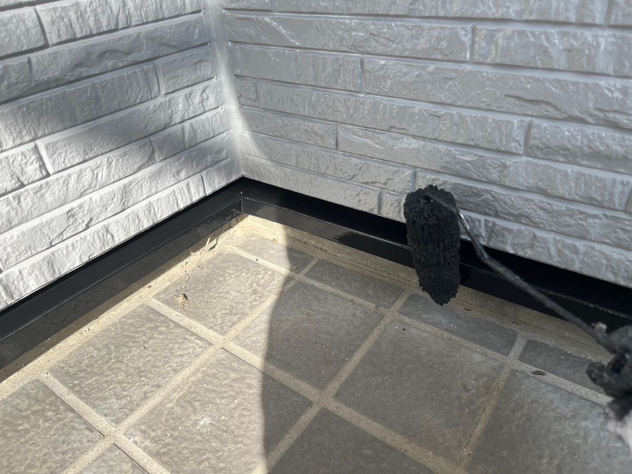 仕上げ塗装2回目です。