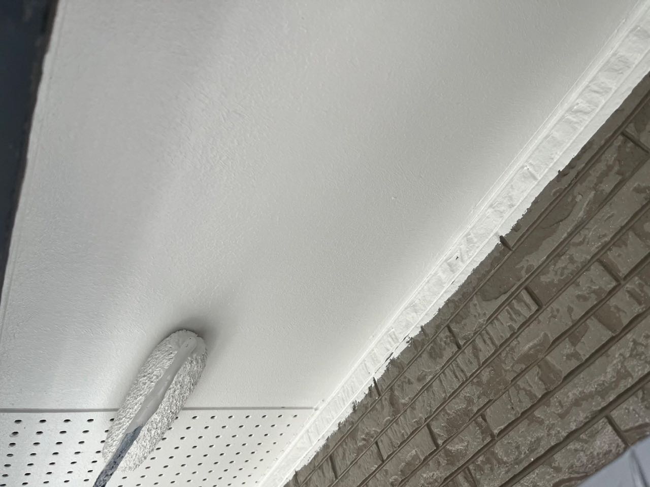 仕上げ塗装2回目です。