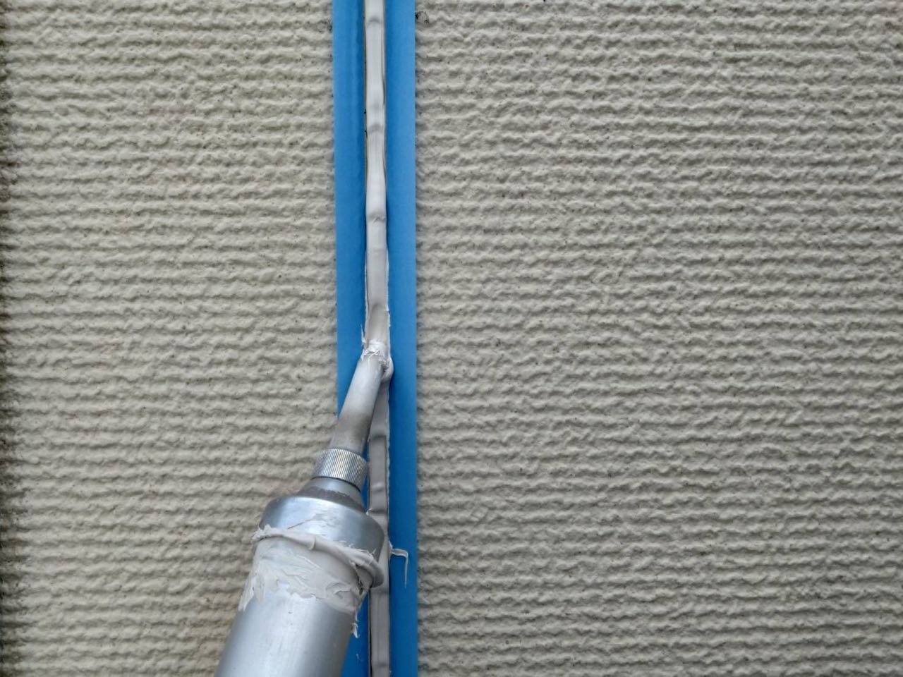 コーキング充填します。