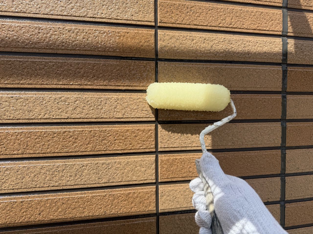 仕上げ塗装2回目です。