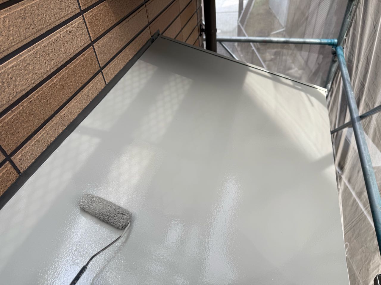 仕上げ塗装2回目です。