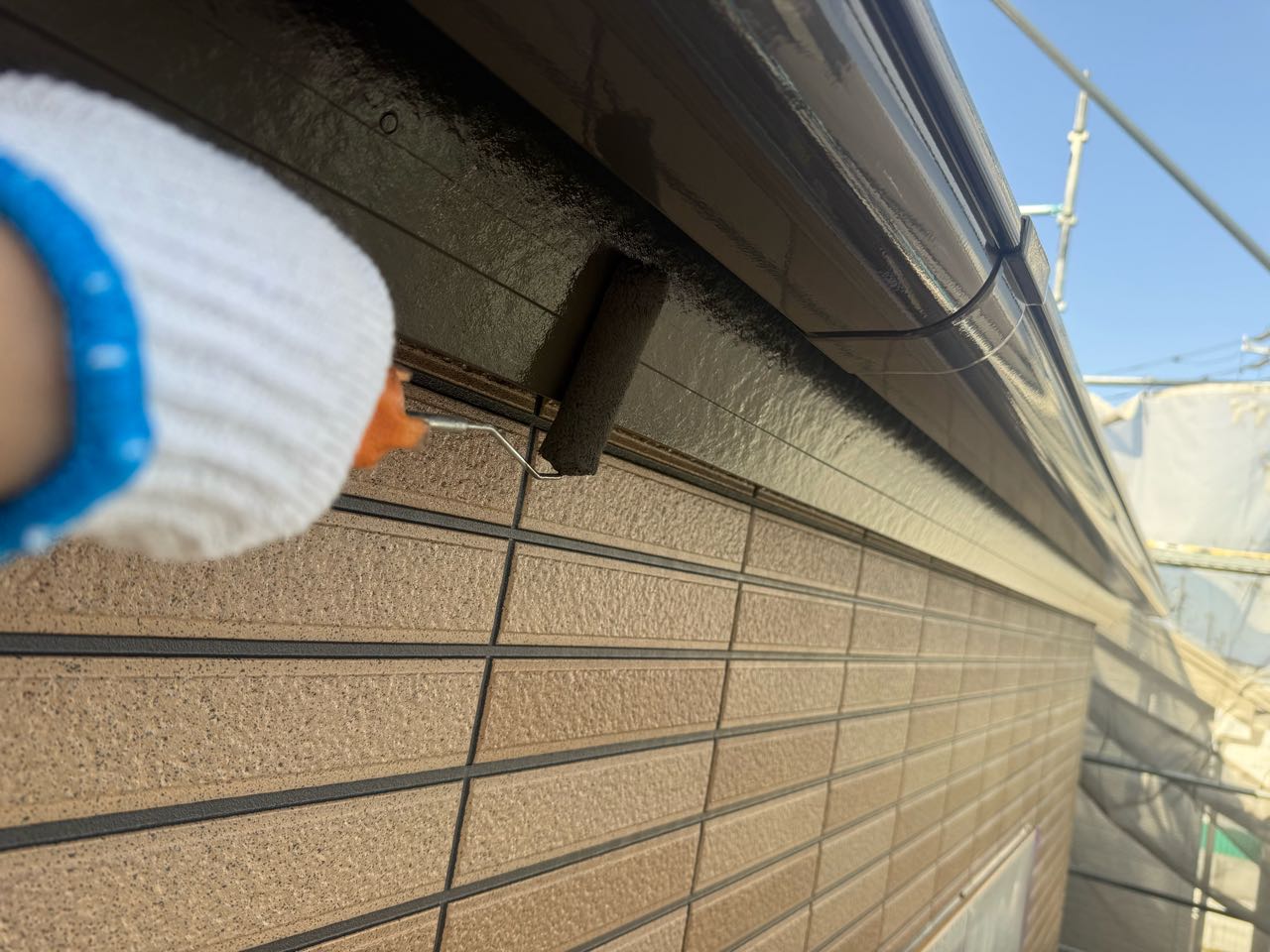 仕上げ塗装2回目です。