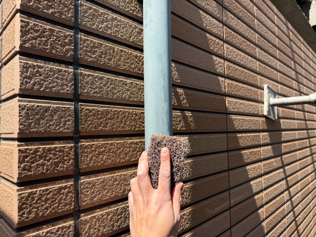 ケレン作業です。