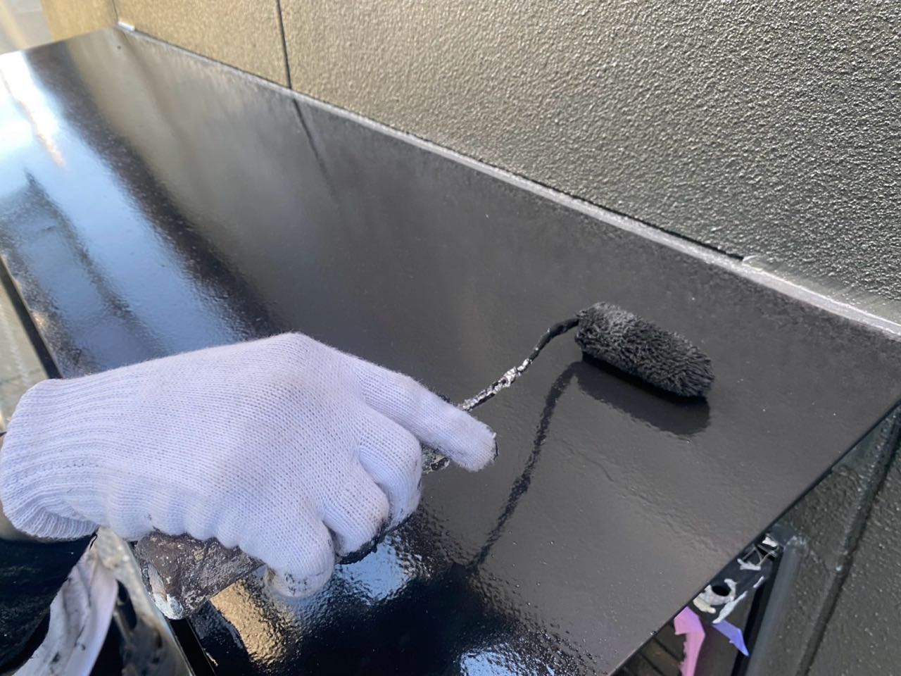 仕上げ塗装2回目です。