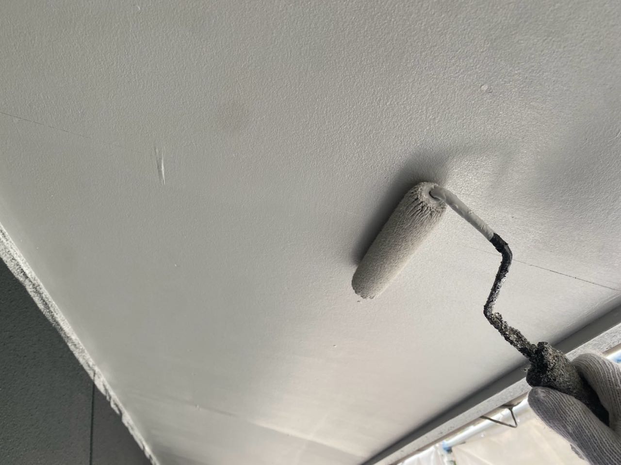 仕上げ塗装2回目です。