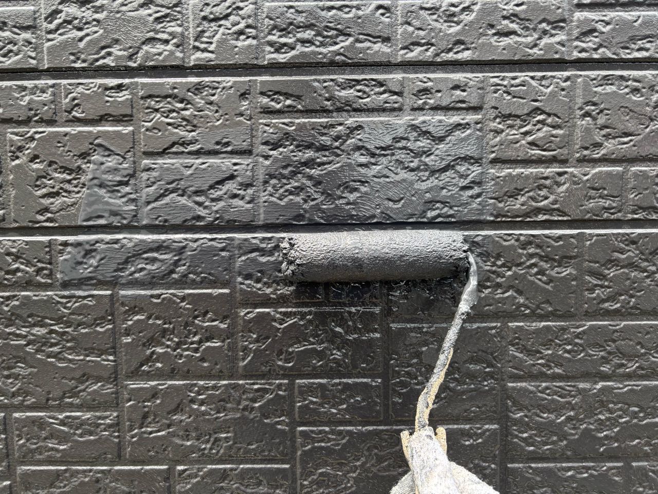 仕上げ塗装2回目です。