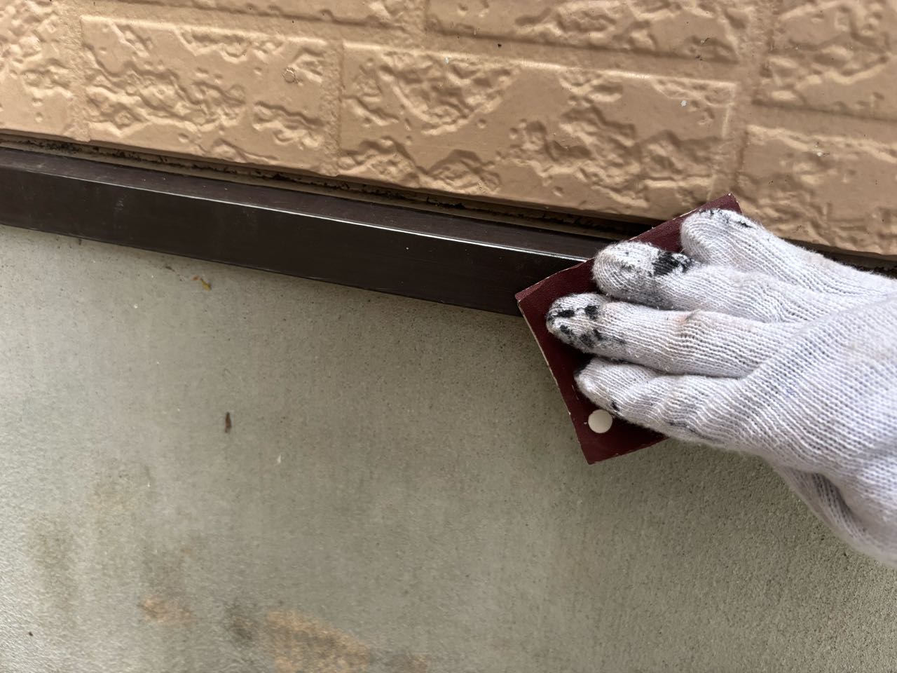 ケレン作業です。