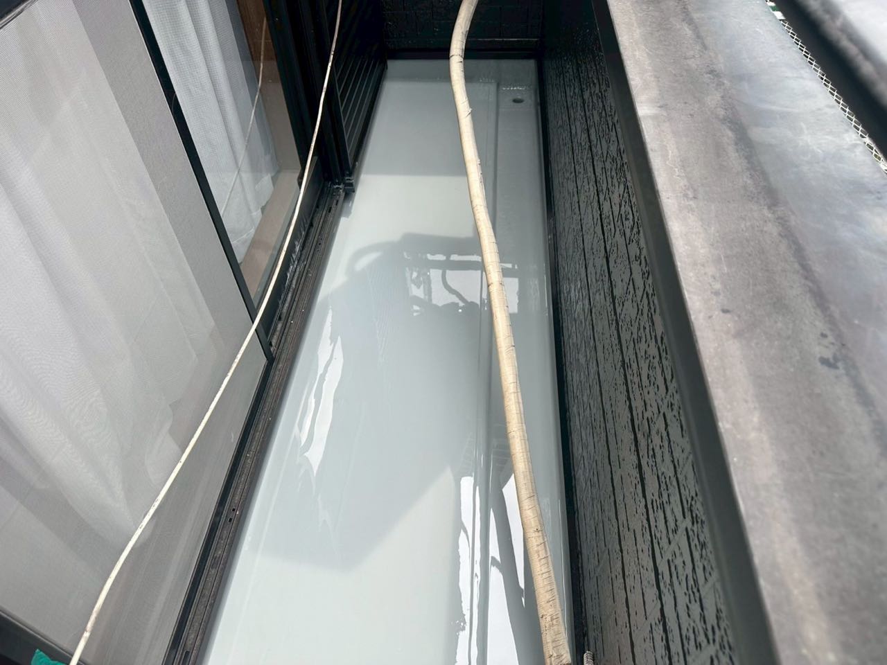 ウレタン防水塗布2回目。