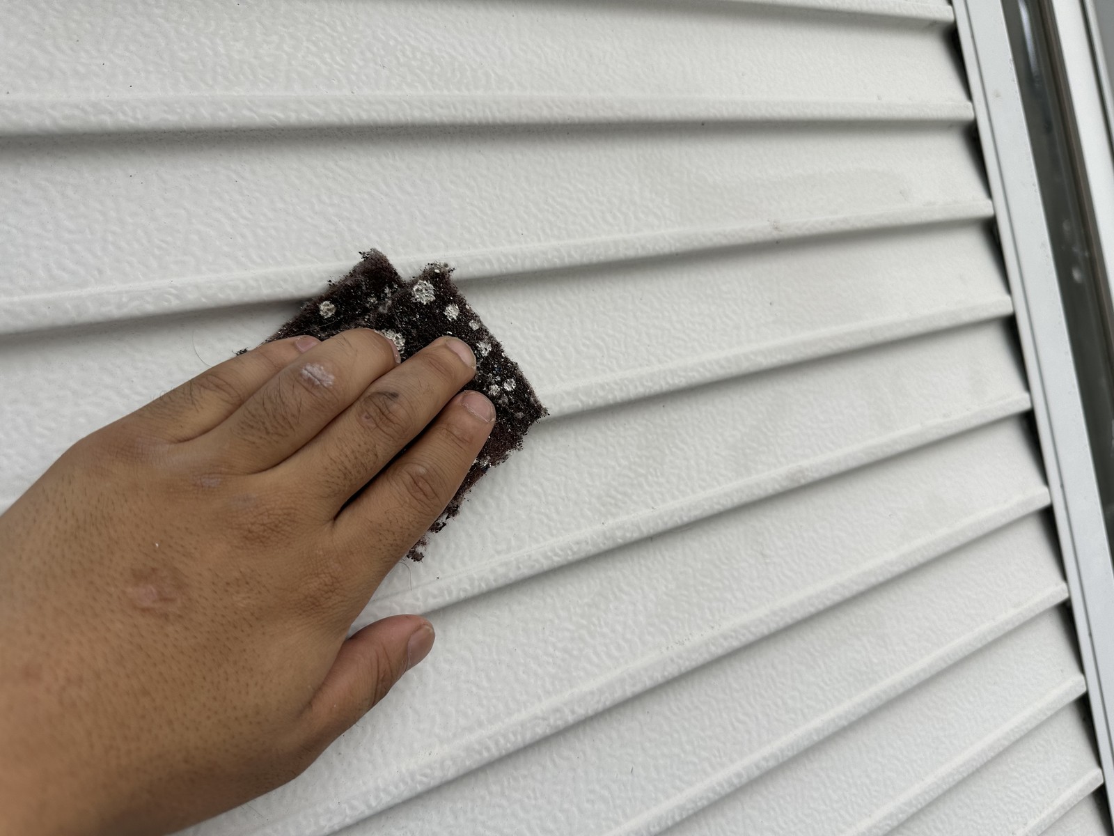 ケレン作業です。