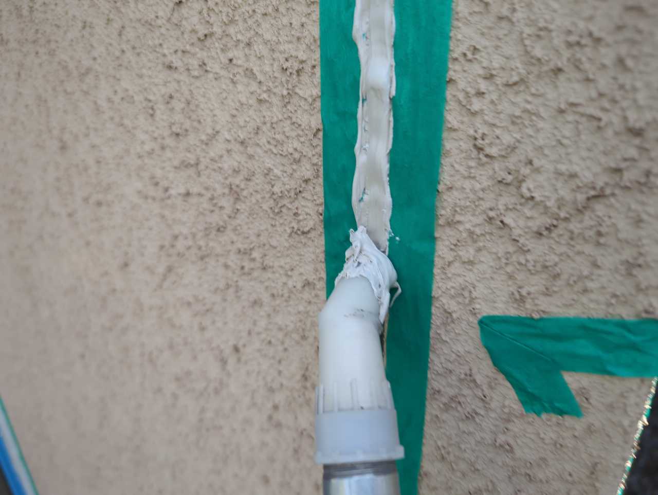 コーキング充填します。