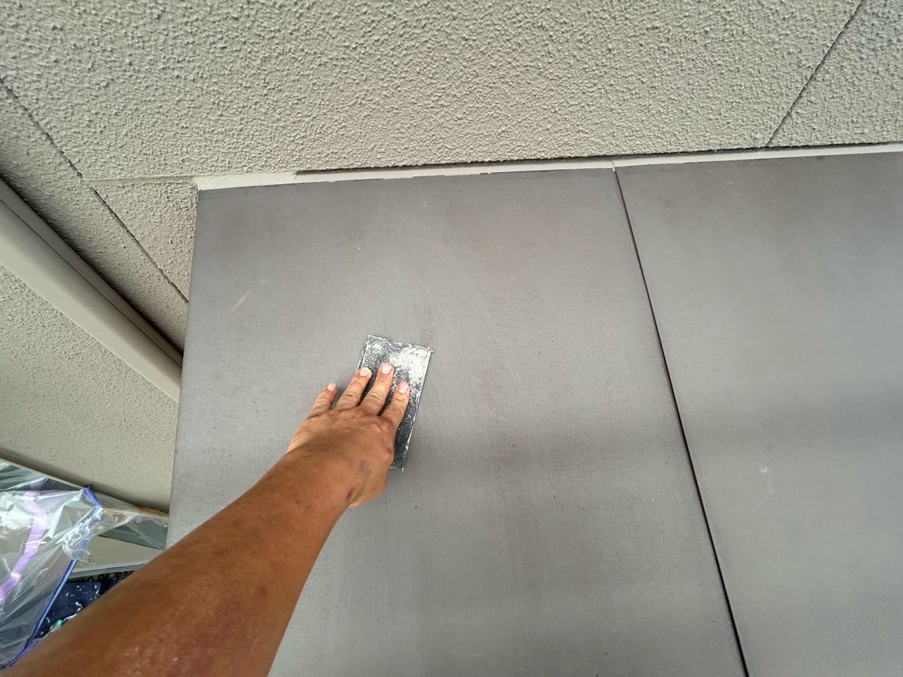 ケレン作業です。