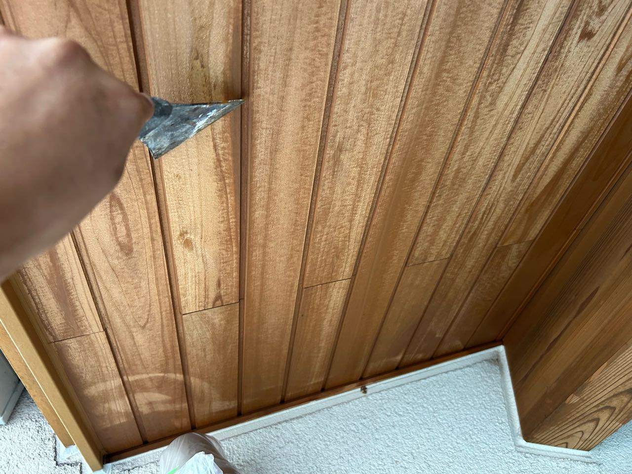 ケレン作業です。