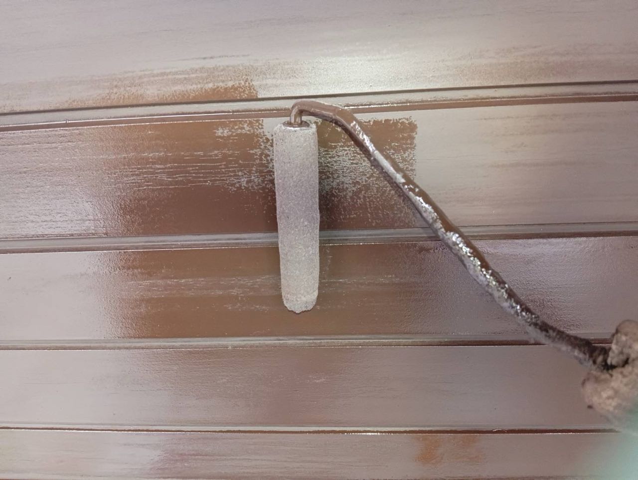 仕上げ塗装2回目です。