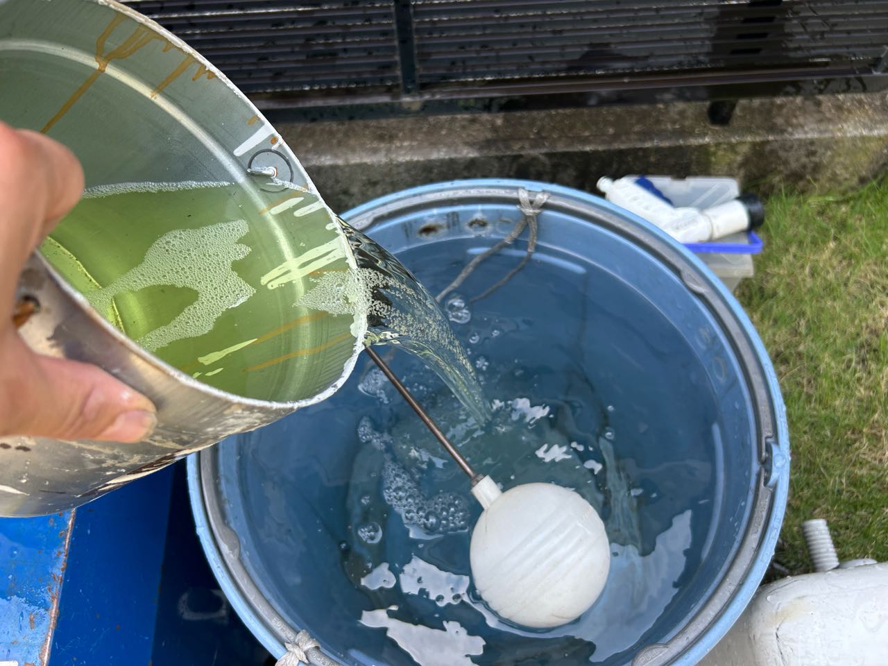 バイオ洗浄原液混入。