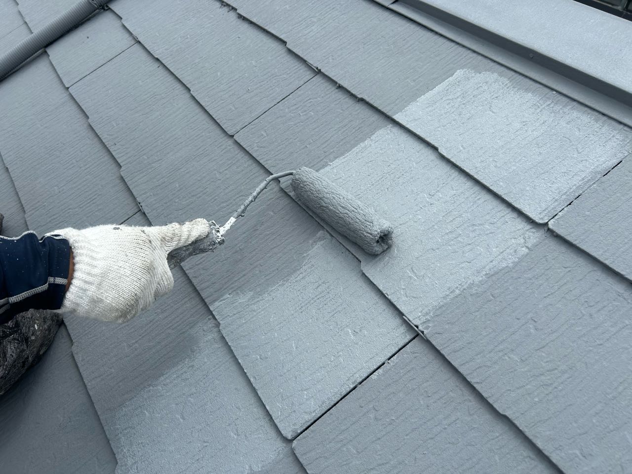 仕上げ塗装2回目です。