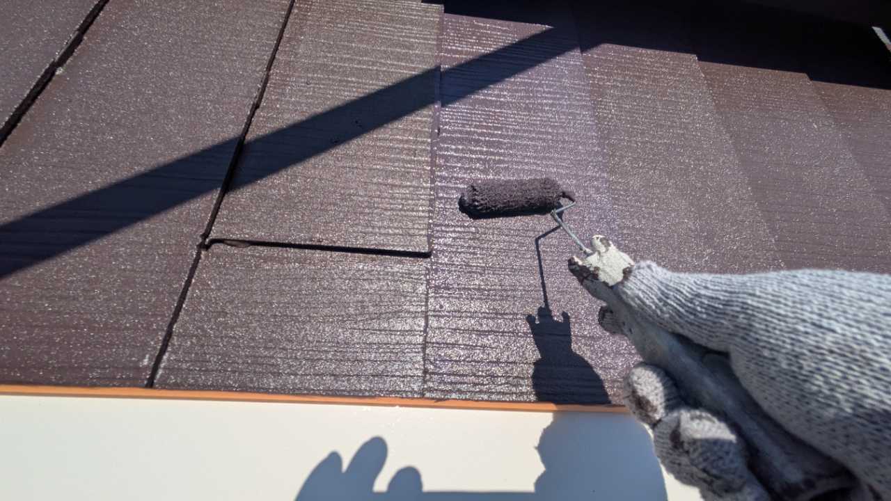 仕上げ塗装2回目です。