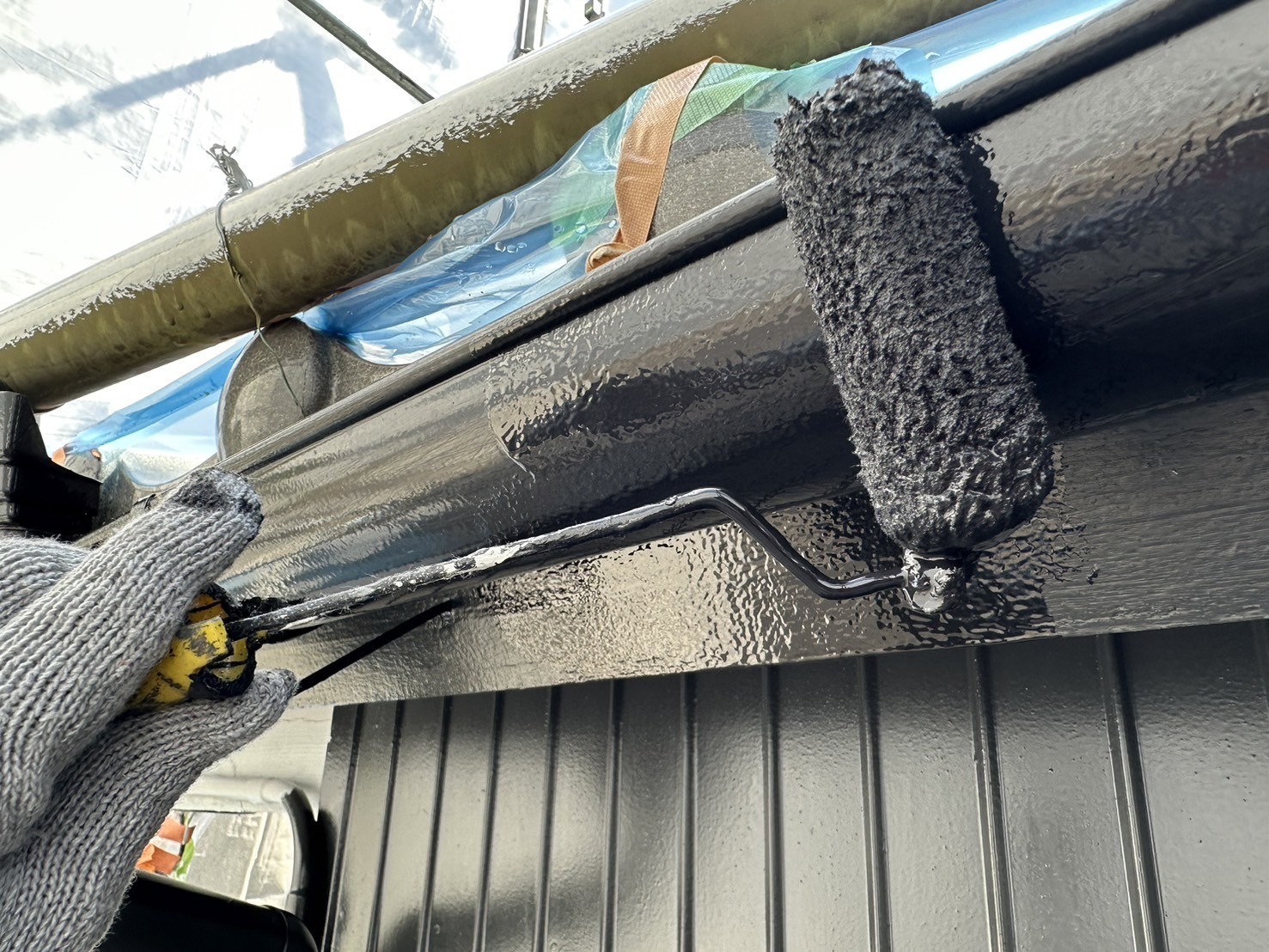 仕上げ塗装2回目です。