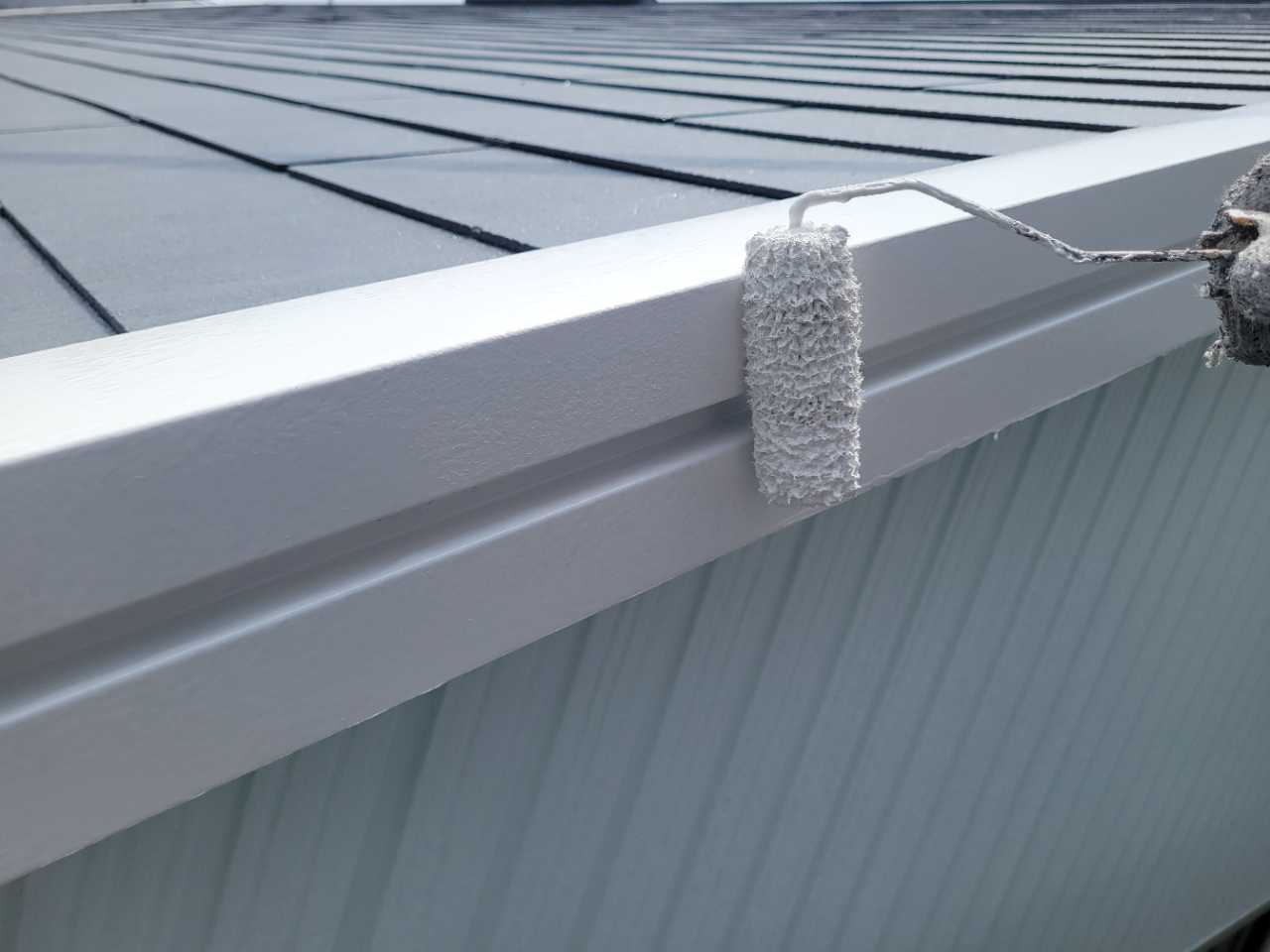 仕上げ塗装2回目です。