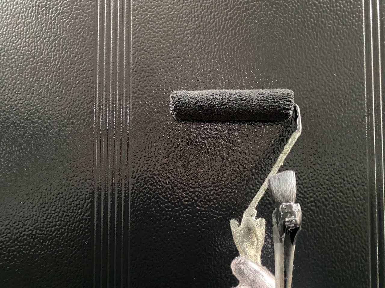 仕上げ塗装2回目です。
