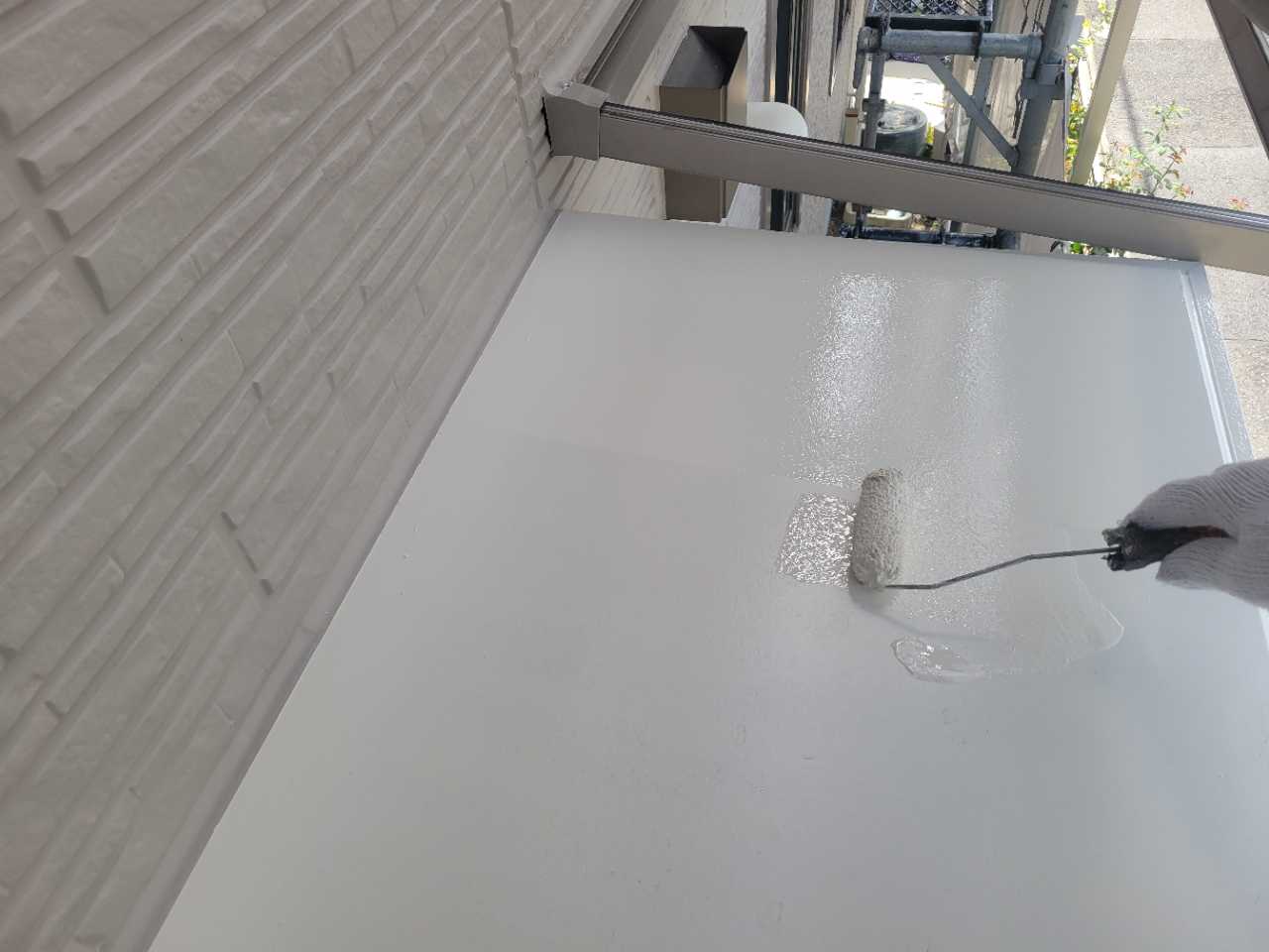 仕上げ塗装2回目です。