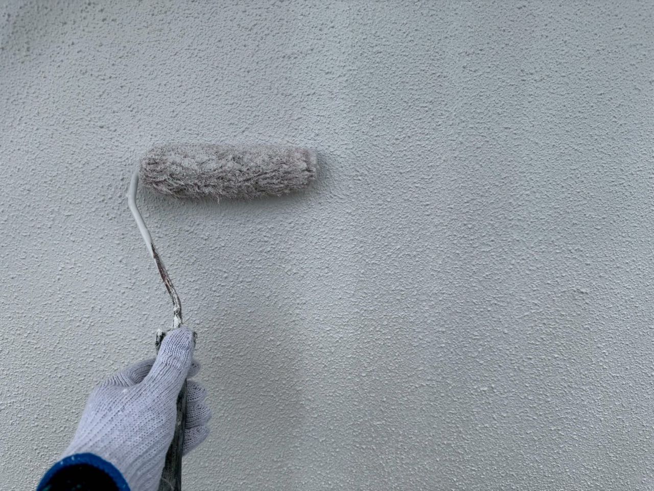 仕上げ塗装2回目です。