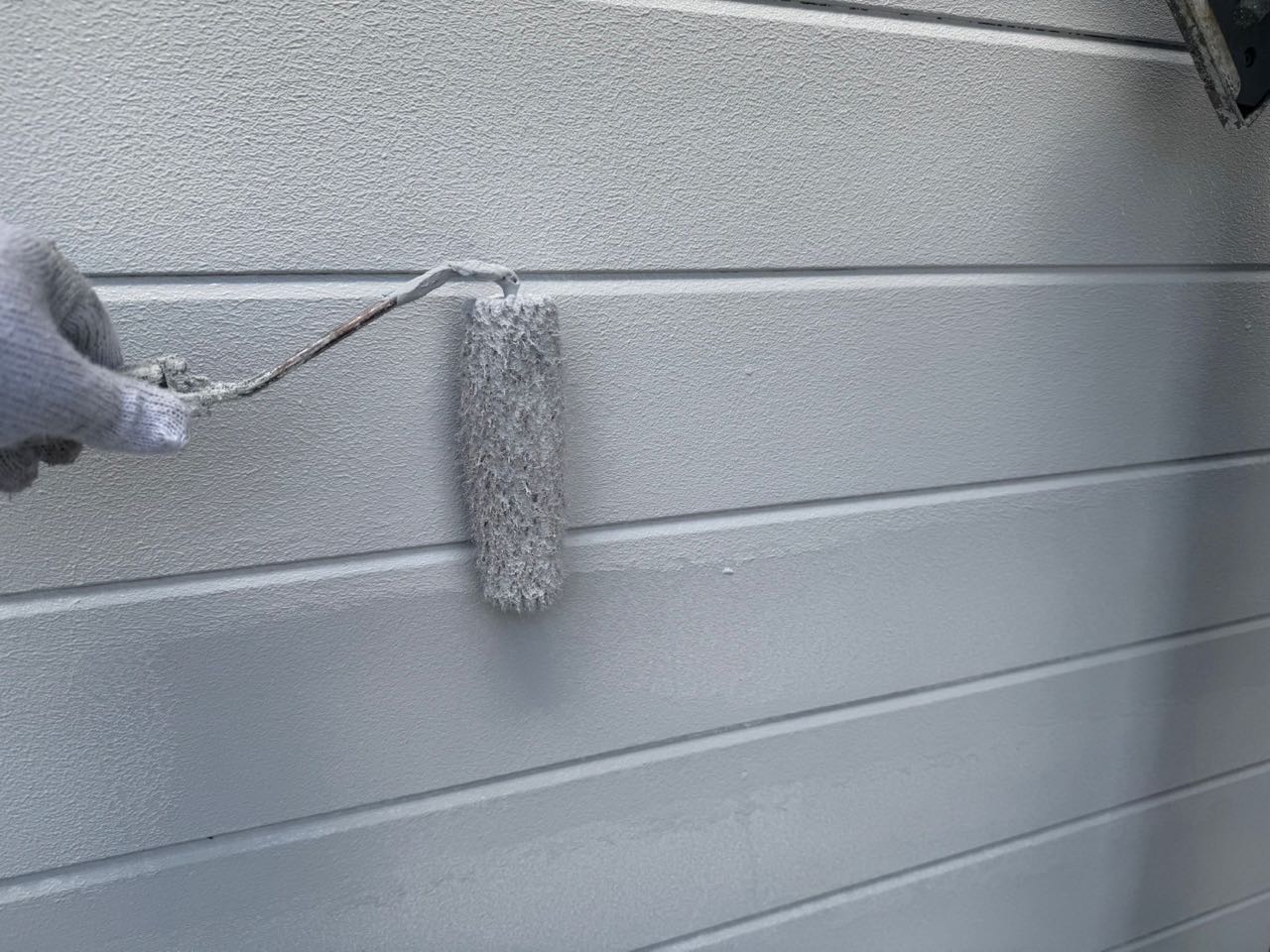 仕上げ塗装2回目です。