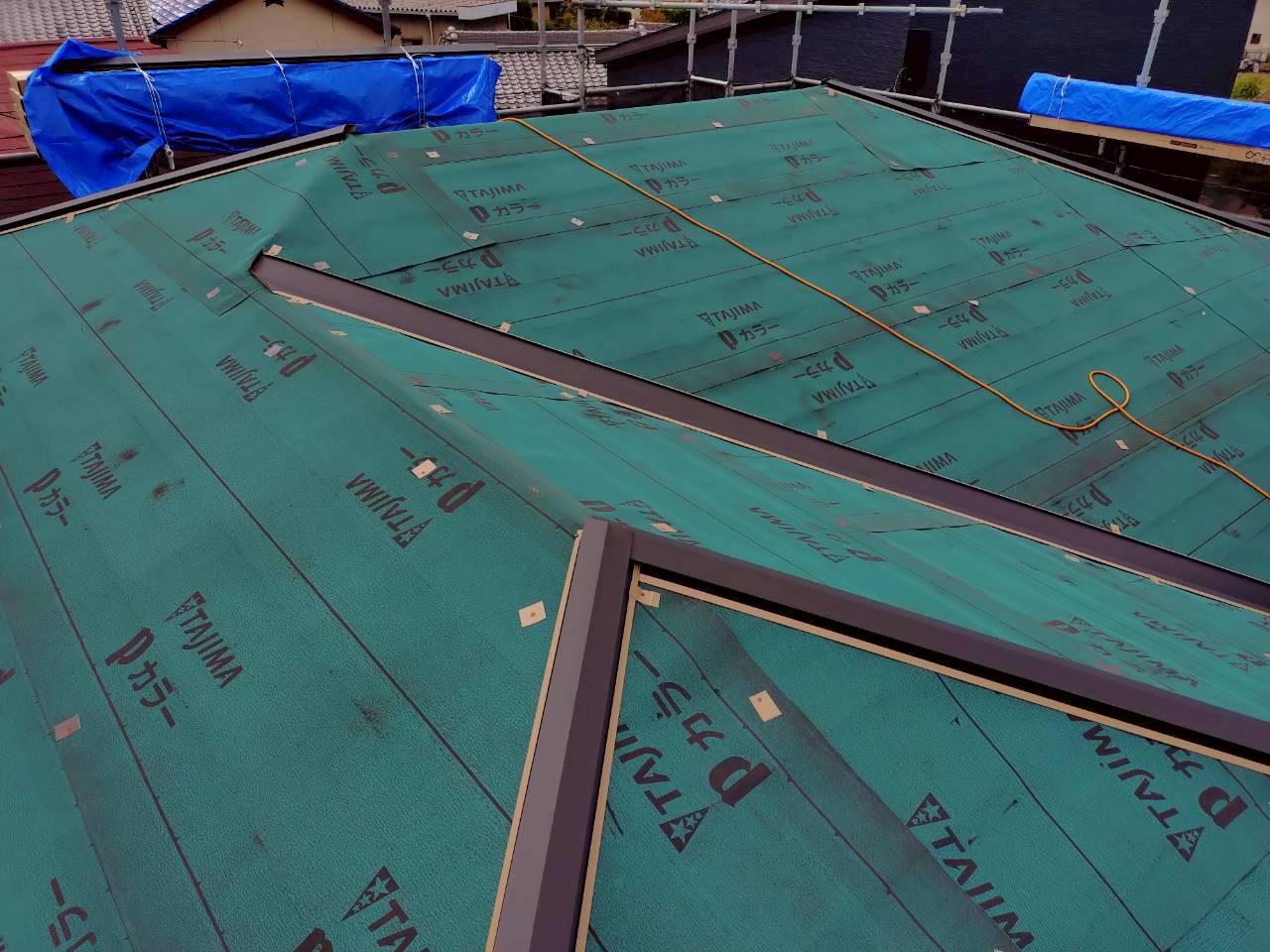 役物の施工です。