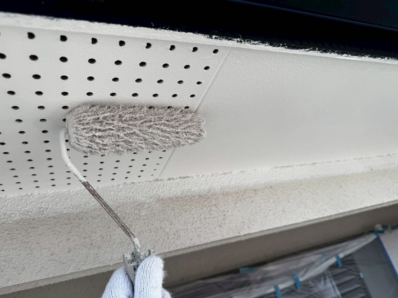 仕上げ塗装2回目です。