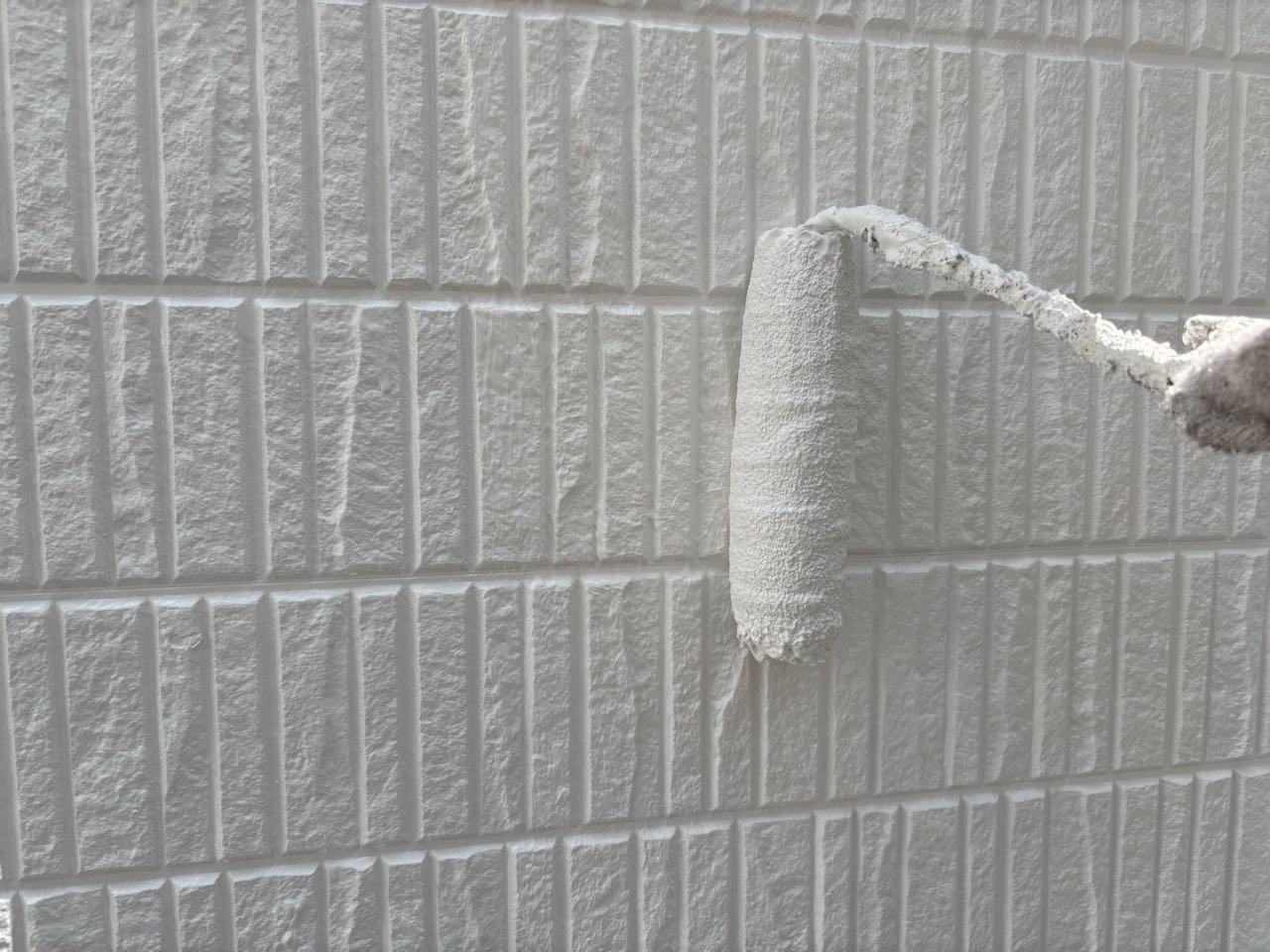 仕上げ塗装2回目です。