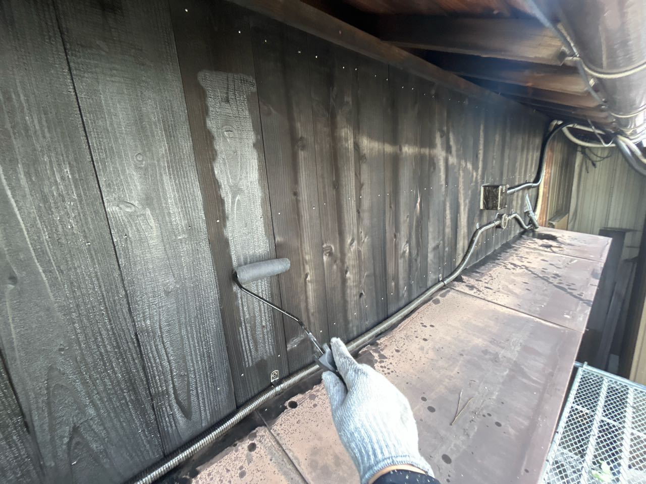 仕上げ塗装2回目です。