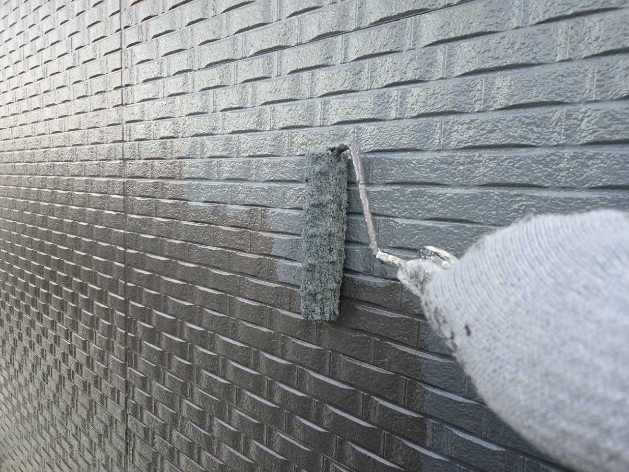 仕上げ塗装2回目です。