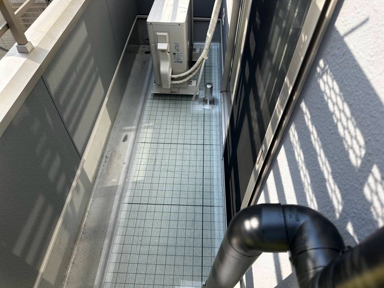 メッシュを貼り強度を上げます。
