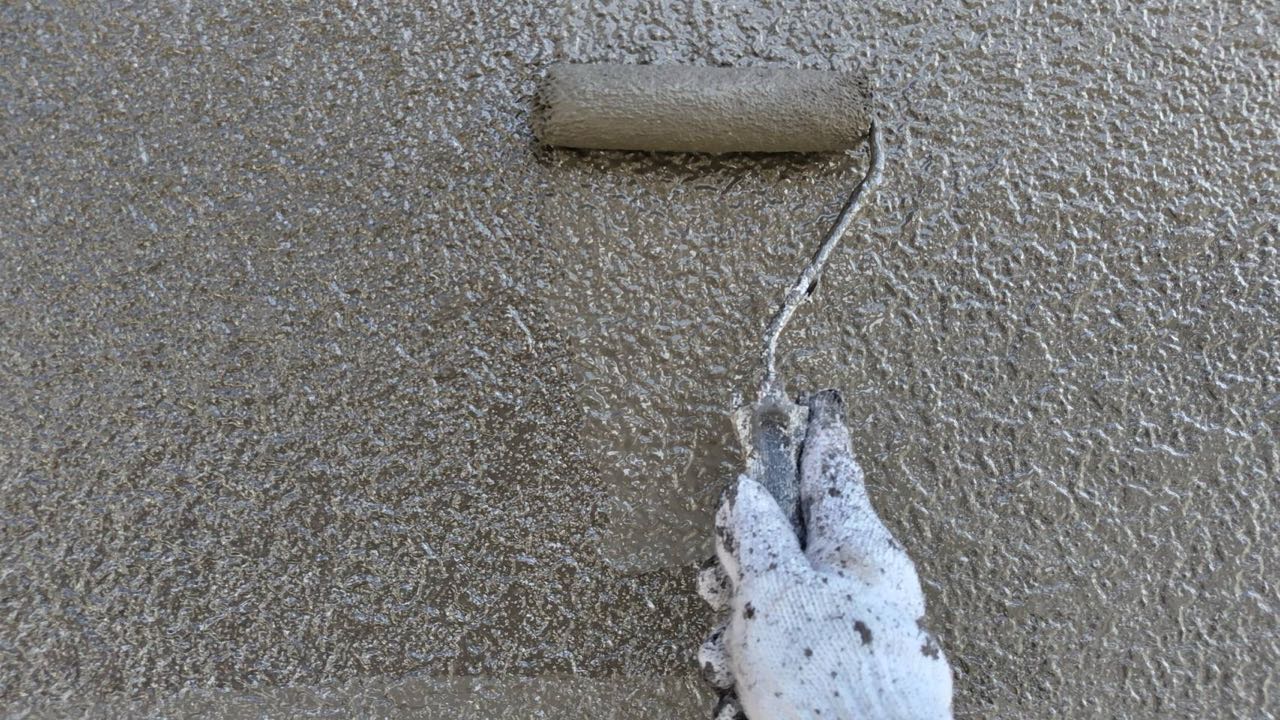 仕上げ塗装2回目です。