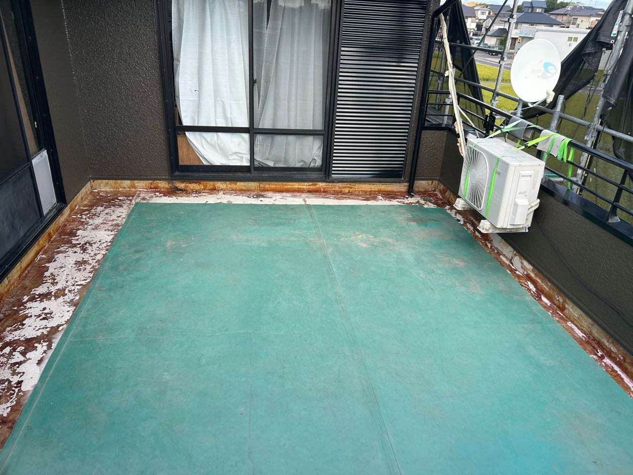 ケレン作業です。