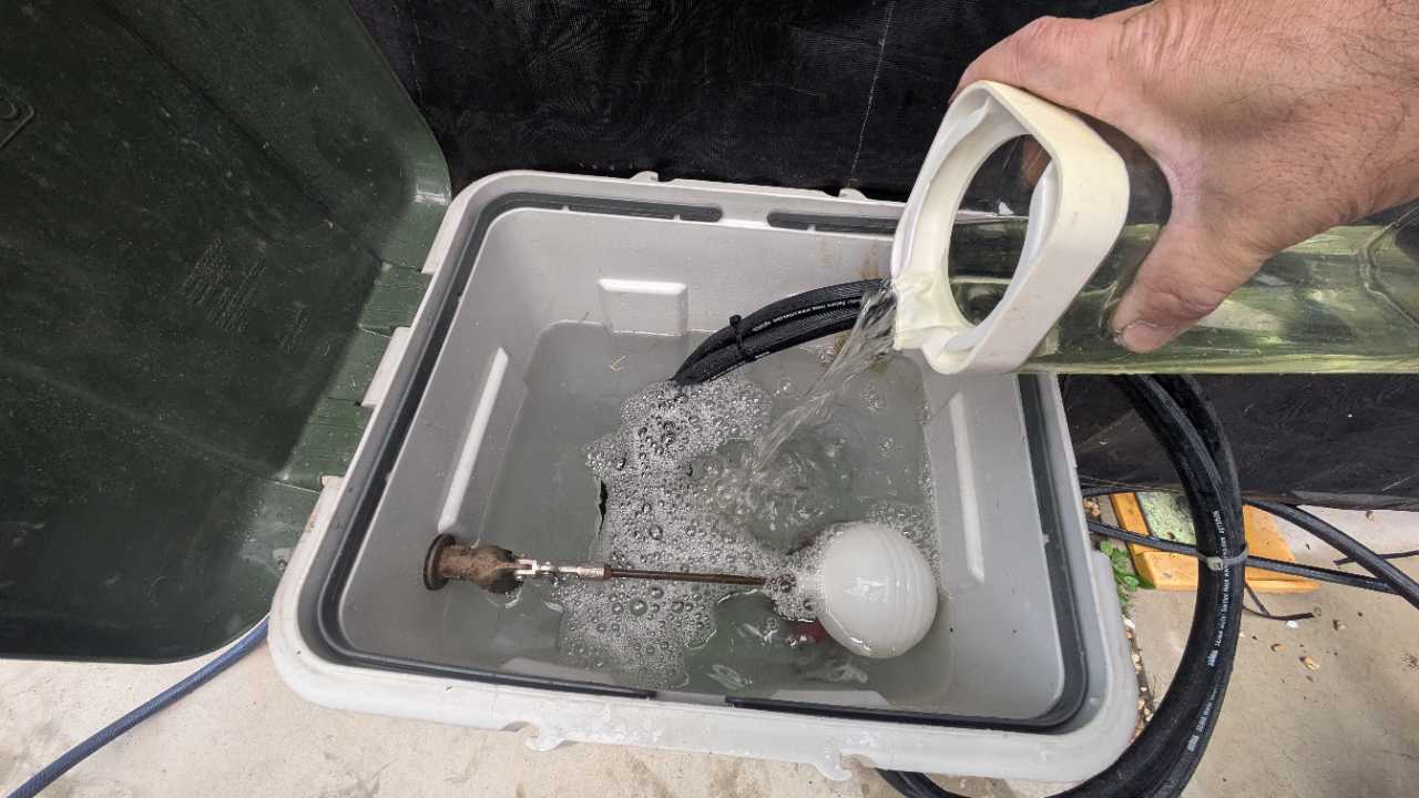 バイオ洗浄原液混入。