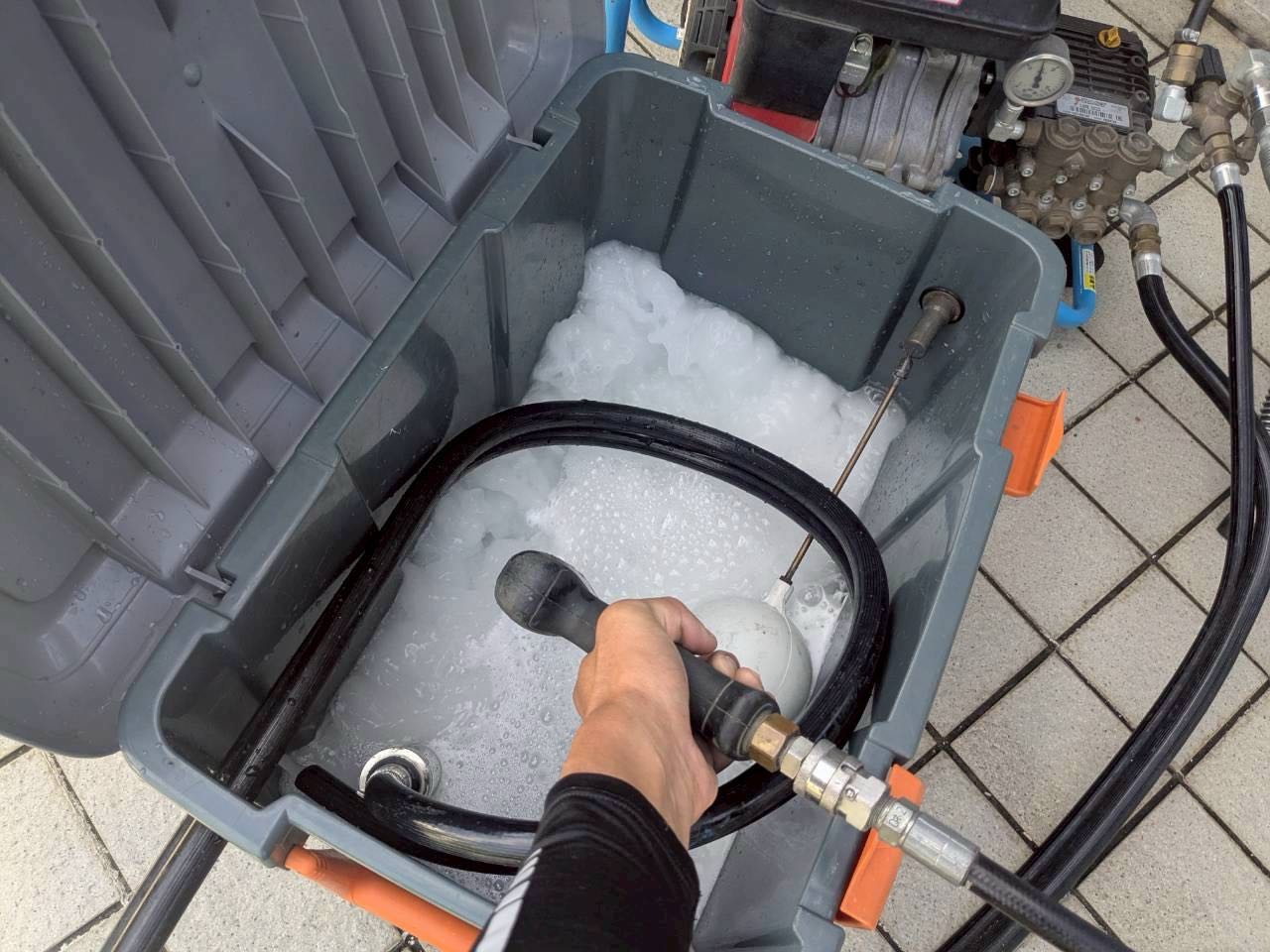 バイオ洗浄原液撹拌。