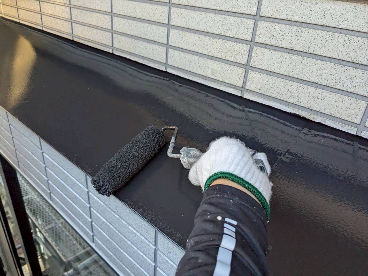 仕上げ塗装2回目です。
