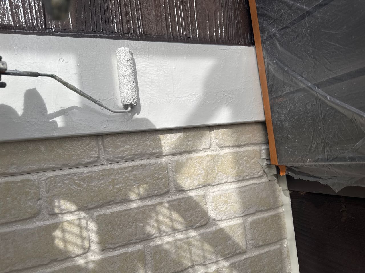 仕上げ塗装2回目です。