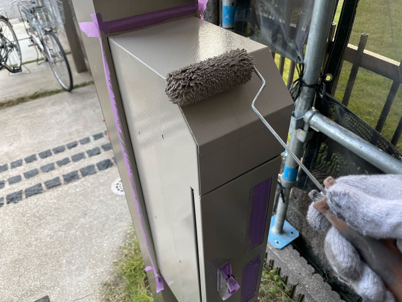 仕上げ塗装2回目です。