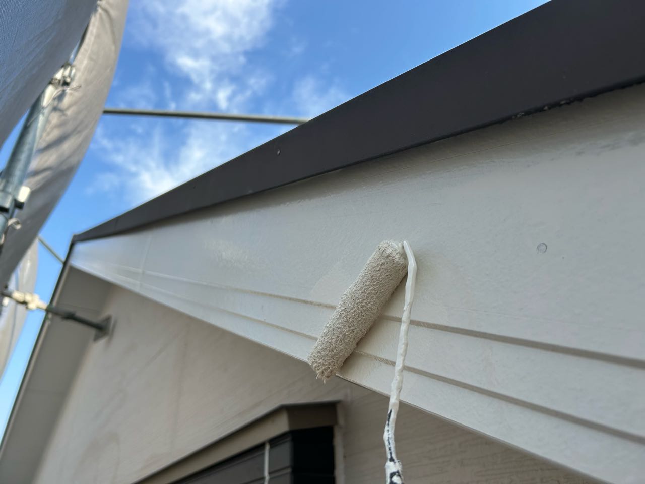 仕上げ塗装2回目です。