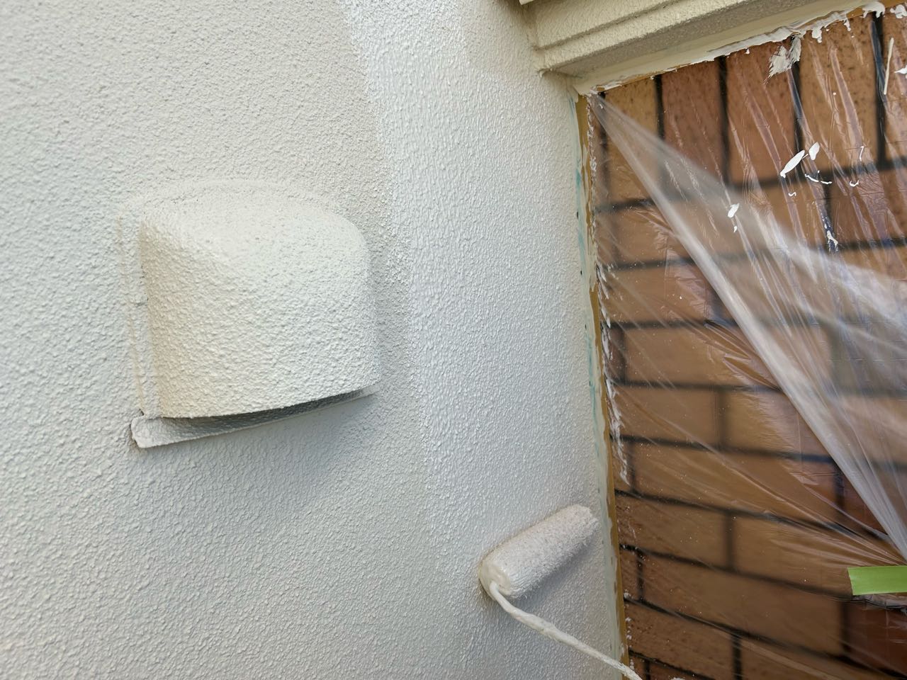 仕上げ塗装2回目です。