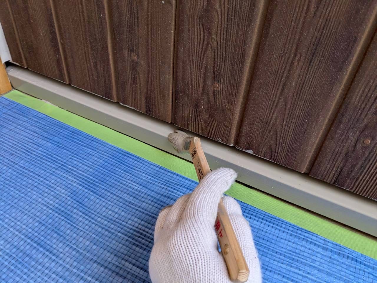 仕上げ塗装2回目です。