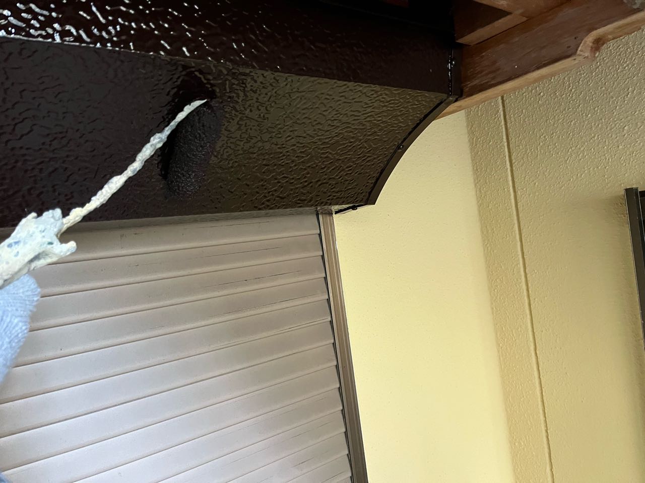 仕上げ塗装2回目です。