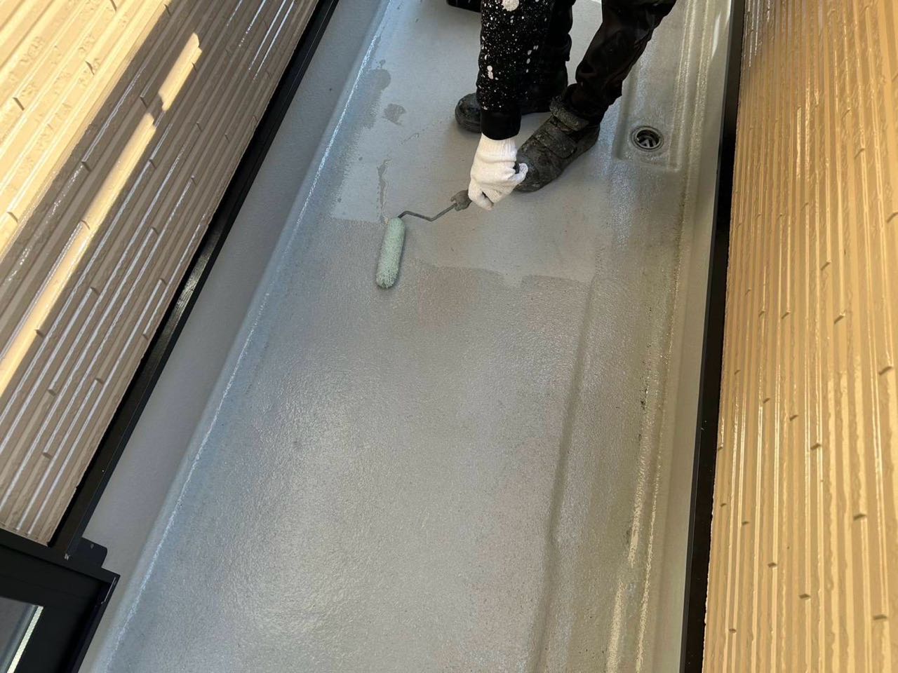 プライマー塗布します。