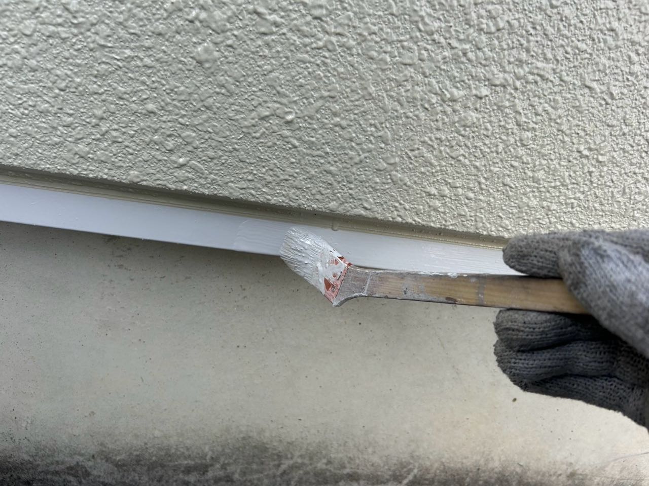 仕上げ塗装2回目です。